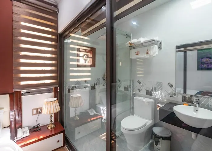 Huong Nam Apartahotel Ha Long